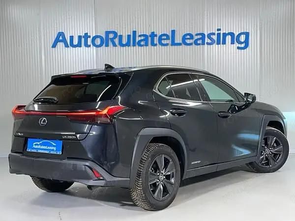 Second-hand Lexus UX 184 CP (135 kW) 2021 SUV