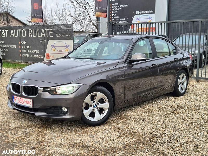 Culoaremaro Utilizat 2013 BMW 320 Sport Line Berlinǎ | 9.990 EUR (Super Preț) - Imagine 1/4