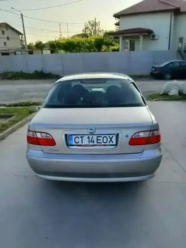Utilizat 2006 Fiat Albea Berlinǎ | 2.500 EUR (Super Preț) - Imagine 1/4