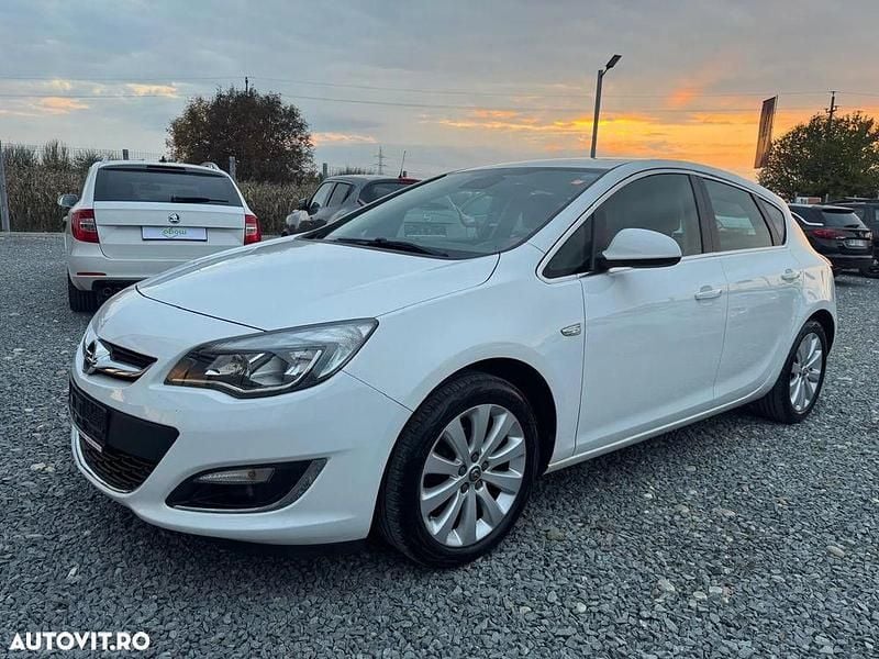 Culoarealb Utilizat 2015 Opel Astra Enjoy Berlinǎ | 5.900 EUR (Preț OK) - Imagine 1/4