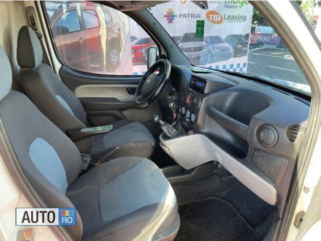 Second-hand Fiat Doblò 75 CP (55 kW) 2008 Alb Monovolum