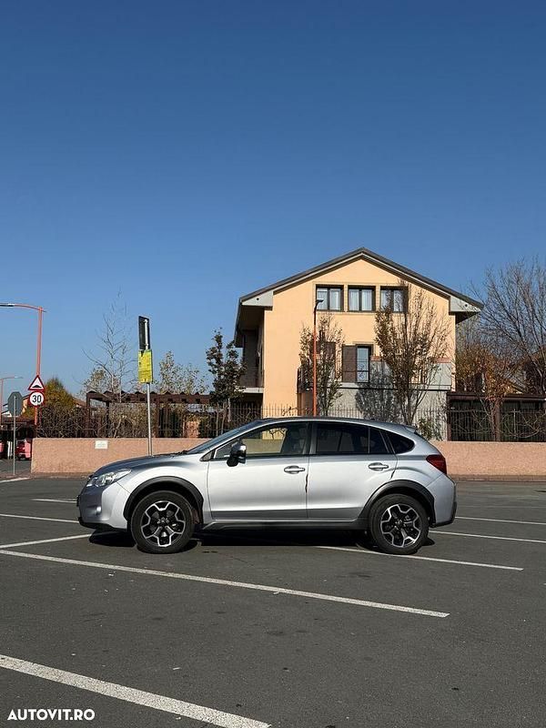 Second-hand Subaru XV 114 CP (83 kW) 2015 Culoareargint SUV