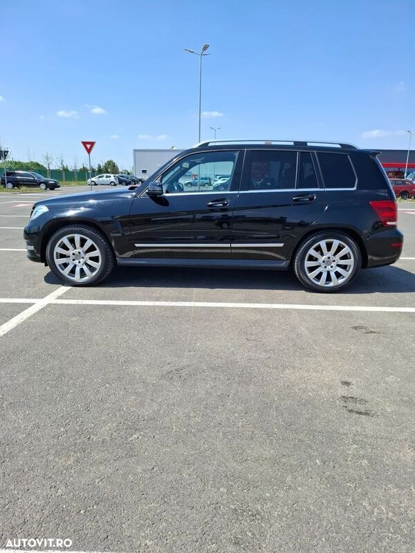Negru Utilizat 2014 Mercedes GLK350 SUV | 15.755 EUR (Preț OK) - Imagine 1/4