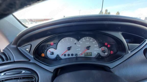 Utilizat 2000 Ford Focus Hatchback | 550 EUR (Preț bun) - Imagine 1/4