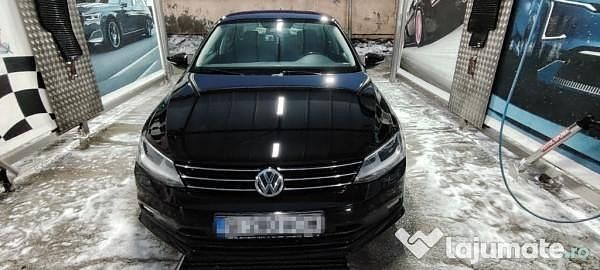 Negru Utilizat 2017 VW Jetta Comfortline Berlinǎ | 8.000 EUR (Preț OK) - Imagine 1/4