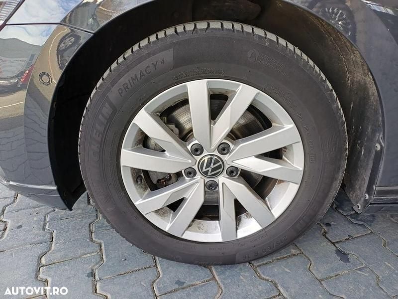 Second-hand VW Passat Advance 150 CP (110 kW) 2021 Gri mediu  normal Berlinǎ