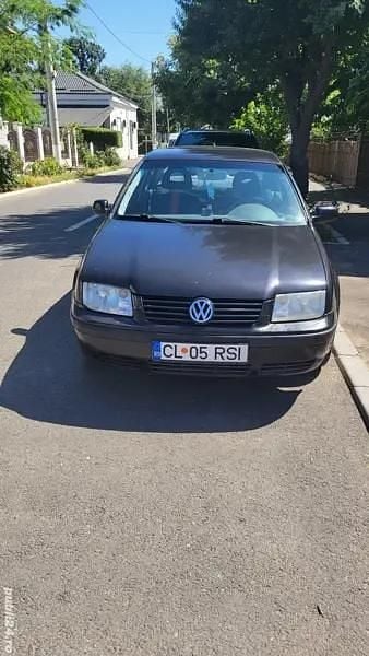Utilizat 2001 VW Bora Berlinǎ | 1.200 EUR (Preț bun) - Imagine 1/4