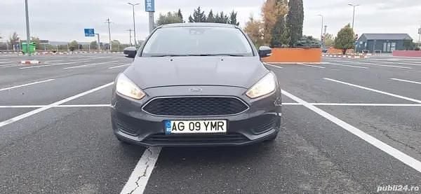 Gri Utilizat 2015 Ford Focus Hatchback | 5.950 EUR (Preț OK) - Imagine 1/4