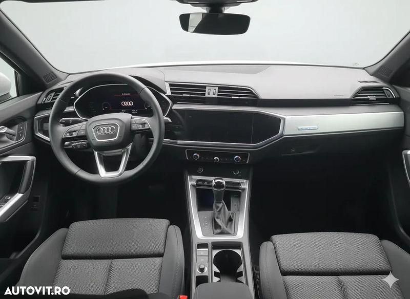 Nouă Audi Q3 S-Line 190 CP (139 kW) 2025 Culoarealb SUV