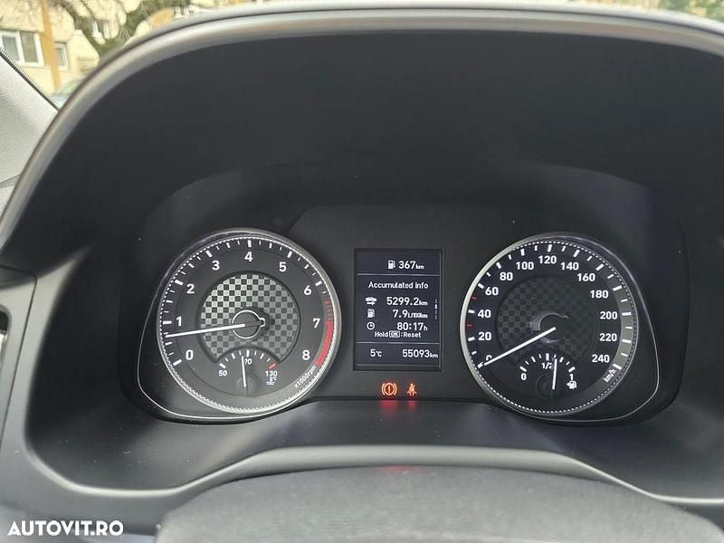 Second-hand Hyundai Elantra 128 CP (94 kW) 2020 Culoarerosu Berlinǎ