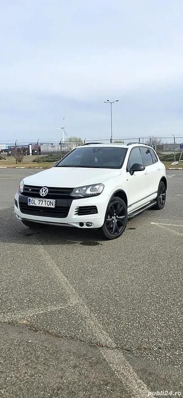 Utilizat 2013 VW Touareg R-line SUV | 15.500 EUR (Puțin scump) - Imagine 1/4