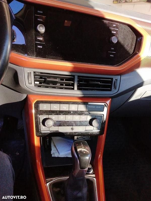 Culoareportocaliu Utilizat 2020 VW T-Cross SUV | 16.500 EUR (Preț bun) - Imagine 1/4