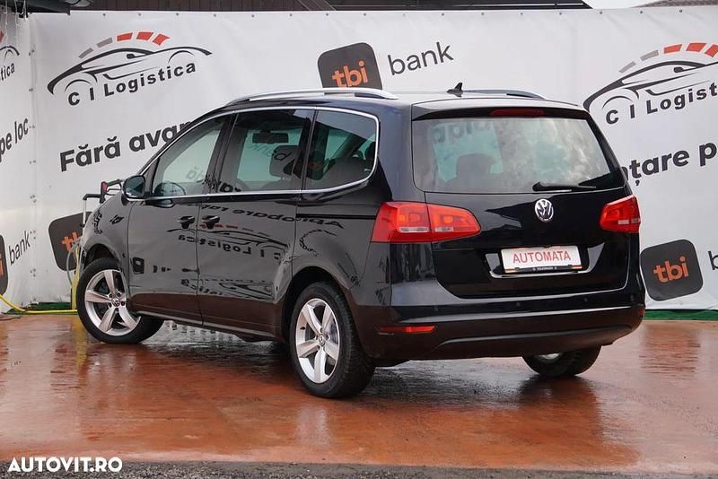 Second-hand VW Sharan Highline 170 CP (125 kW) 2011 Culoarenegru Monovolum