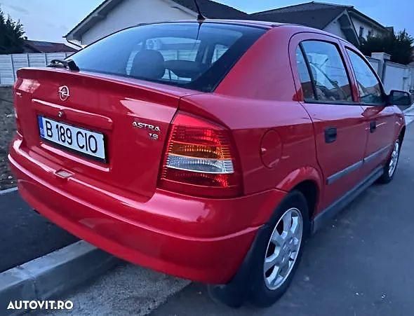 Culoarerosu Utilizat 2001 Opel Astra Comfort Hatchback | 1.350 EUR (Puțin scump) - Imagine 1/4