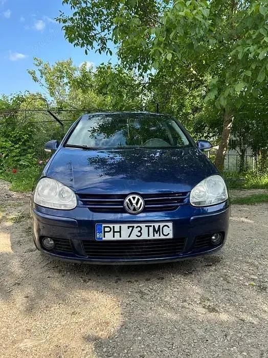 Utilizat 2004 VW Golf V Berlinǎ | 2.500 EUR (Preț OK) - Imagine 1/4