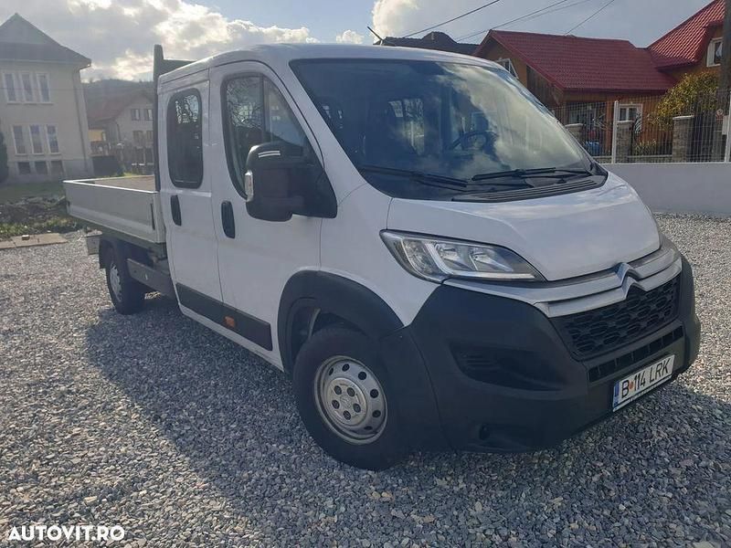 Culoarealb Utilizat 2022 Citroën Jumper Monovolum | 19.995 EUR (Scump) - Imagine 1/4