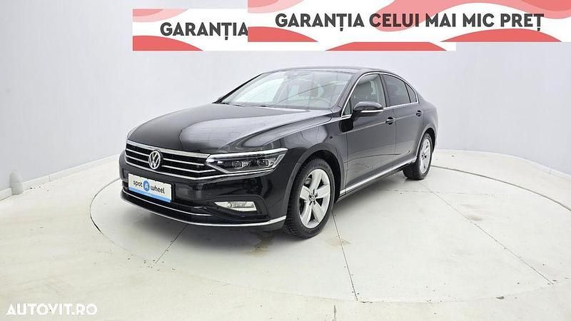 Culoarenegru Utilizat 2020 VW Passat Highline Berlinǎ | 19.750 EUR (Preț OK) - Imagine 1/3