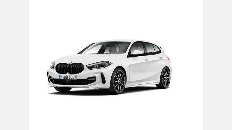 Alpine white 3 Utilizat 2022 BMW 118 Comfort Edition Hatchback | 23.571 EUR (Puțin scump) - Imagine 1/4