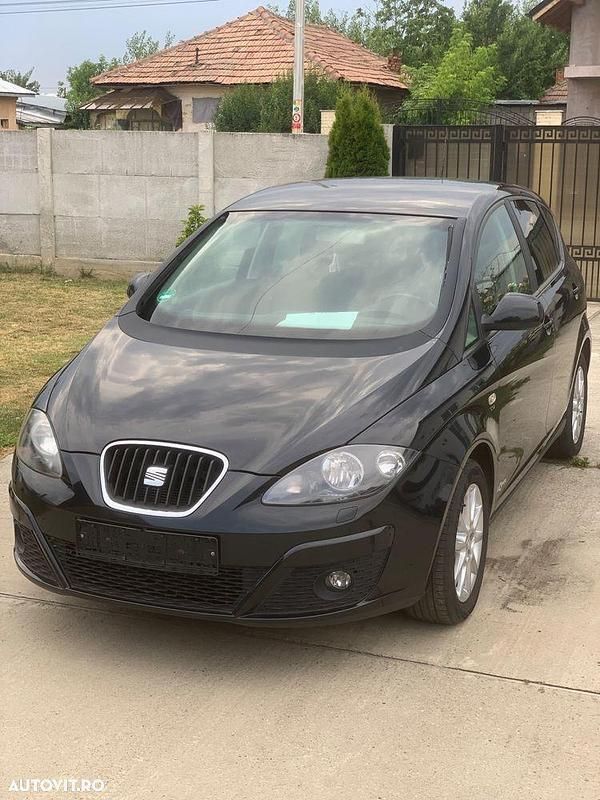 Negru Utilizat 2012 Seat Altea Monovolum | 3.950 EUR - Imagine 1/4