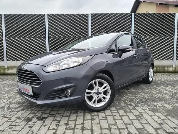 Second-hand Ford Fiesta 101 CP (74 kW) 2015 Gri Hatchback