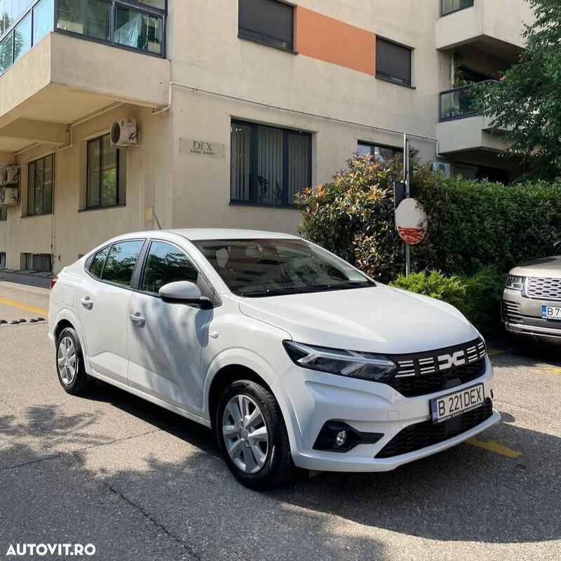 Alb Utilizat 2023 Dacia Logan Comfort Berlinǎ | 11.604 EUR (Preț OK) - Imagine 1/4