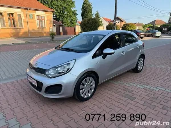 Utilizat 2013 Kia Rio 2 SUV | 4.850 EUR - Imagine 1/4