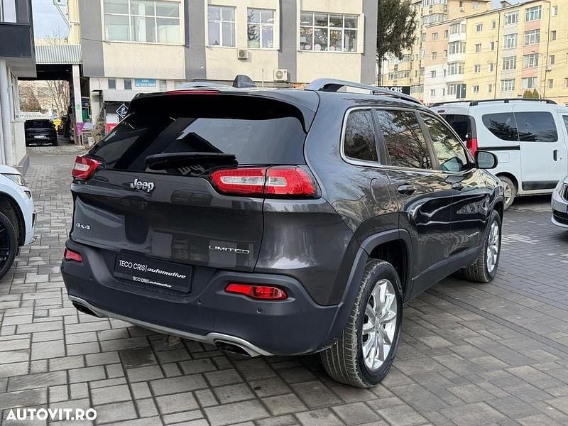 Second-hand Jeep Cherokee Limited 200 CP (147 kW) 2019 Culoarenegru SUV