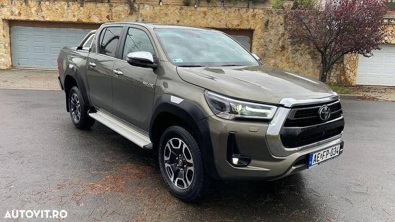 Second-hand Toyota HiLux Edition 204 CP (150 kW) 2023 Culoareverde Pickup