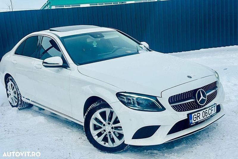 Second-hand Mercedes C220 194 CP (142 kW) 2019 Culoarealb Break