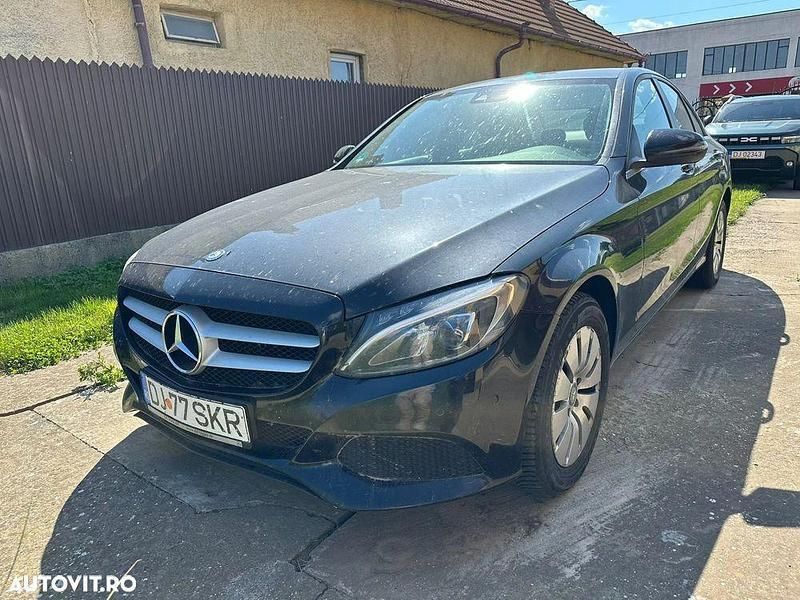 Negru Utilizat 2015 Mercedes C220 Berlinǎ | 14.900 EUR (Puțin scump) - Imagine 1/4