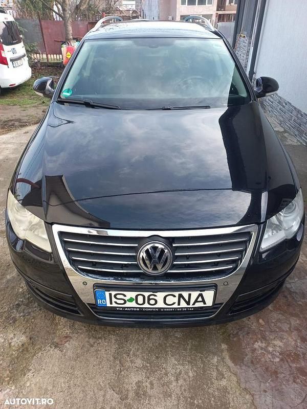 Culoarenegru Utilizat 2007 VW Passat Comfortline Break | 3.500 EUR (Preț OK) - Imagine 1/4