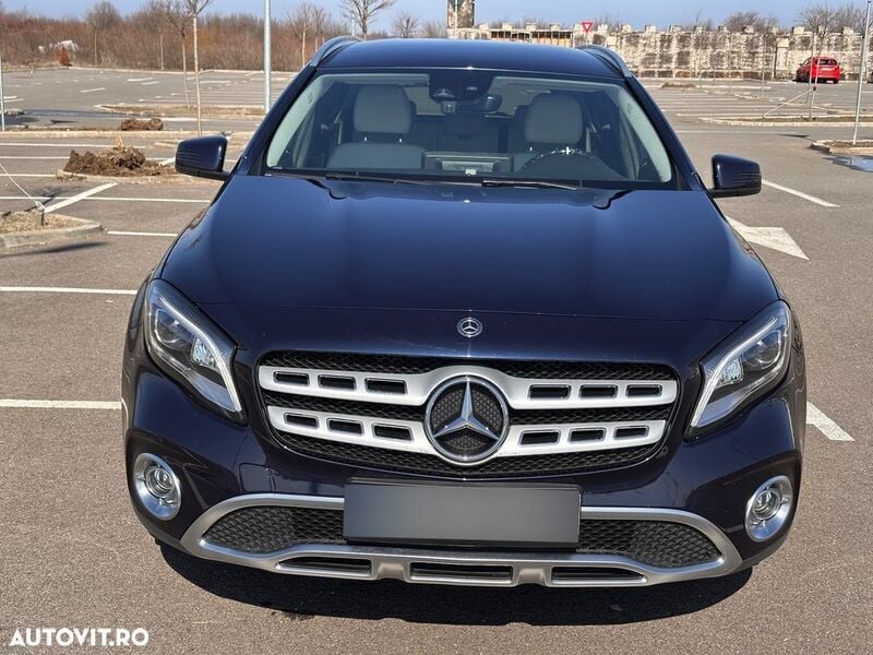 Albastru Utilizat 2017 Mercedes GLA200 SUV | 20.500 EUR (Preț OK) - Imagine 1/4