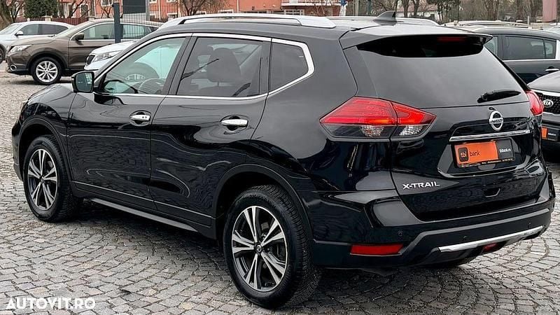 Second-hand Nissan X-Trail N-Connecta 130 CP (95 kW) 2018 Culoarenegru SUV