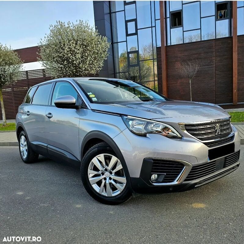 Gri Utilizat 2020 Peugeot 5008 Allure Monovolum | 15.290 EUR (Preț bun) - Imagine 1/4
