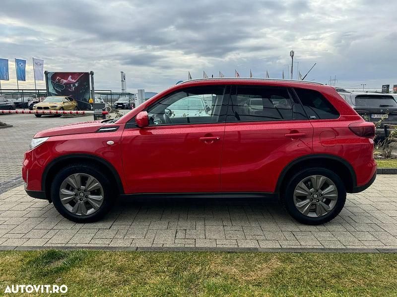 Second-hand Suzuki Vitara 140 CP (102 kW) 2018 Culoarerosu SUV