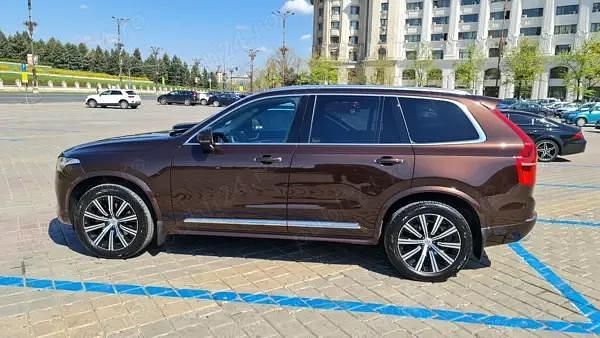 Second-hand Volvo XC90 Inscription 273 CP (200 kW) 2021 Maro SUV