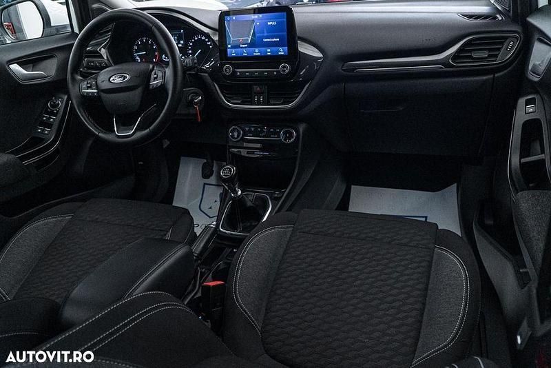 Second-hand Ford Puma Titanium 125 CP (91 kW) 2022 Culoarealb SUV