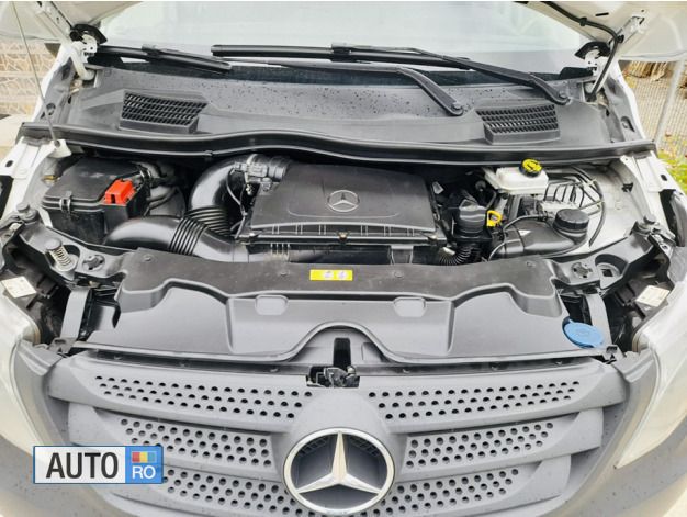 Second-hand Mercedes Vito 136 CP (100 kW) 2015 Alb Van