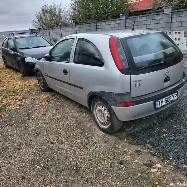 Second-hand Opel Corsa 59 CP (43 kW) 2001 Coupe