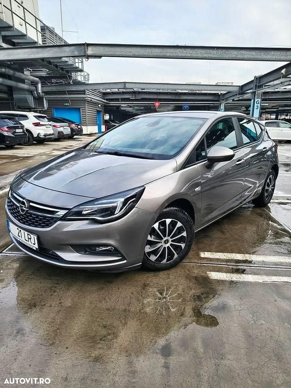 Culoarealte culori Utilizat 2016 Opel Astra Dynamic Break | 6.980 EUR (Preț OK) - Imagine 1/4