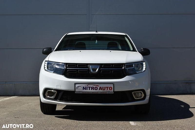 Second-hand Dacia Logan Lauréate 73 CP (53 kW) 2018 Culoarealb Berlinǎ