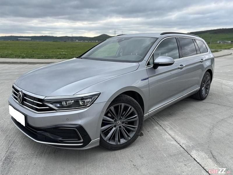 Gri Utilizat 2021 VW Passat GTE Berlinǎ | 20.500 EUR (Preț OK) - Imagine 1/4