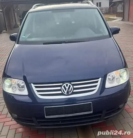 Utilizat 2006 VW Touran Monovolum | 3.200 EUR (Scump) - Imagine 1/4