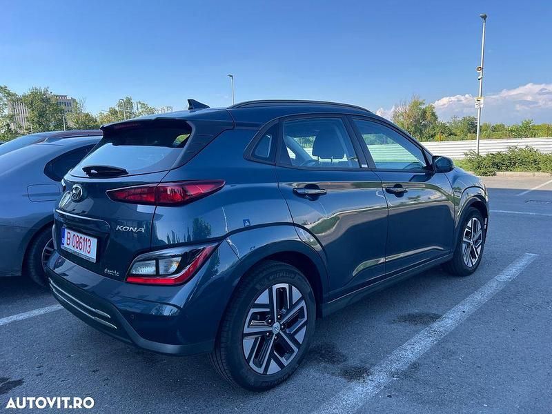 Second-hand Hyundai Kona Style 150 kW (204 CP) 2022 Culoarealbastru SUV