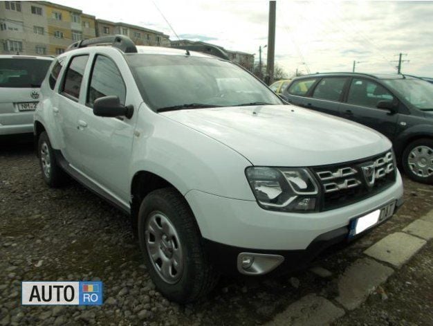 Albastru Utilizat 2016 Dacia Duster SUV | 8.000 EUR (Super Preț) - Imagine 1/4