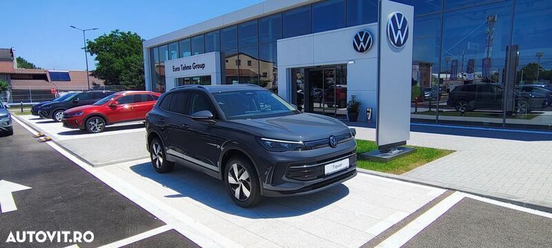 Gri Nouă 2025 VW Tiguan Life SUV | 37.597 EUR (Preț OK) - Imagine 1/4