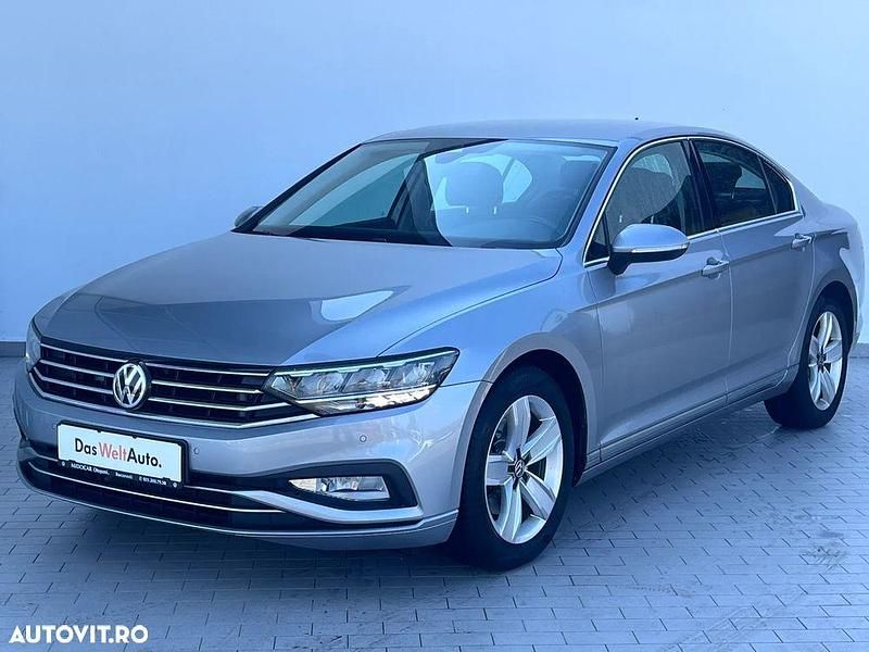 Culoareargint Utilizat 2020 VW Passat Highline Berlinǎ | 20.994 EUR (Preț OK) - Imagine 1/4