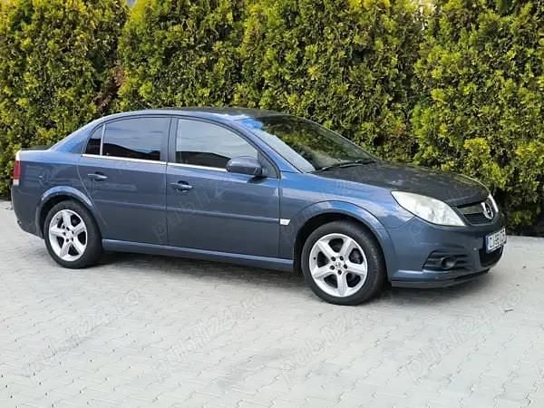 Second-hand Opel Vectra 140 CP (102 kW) 2008 Berlinǎ