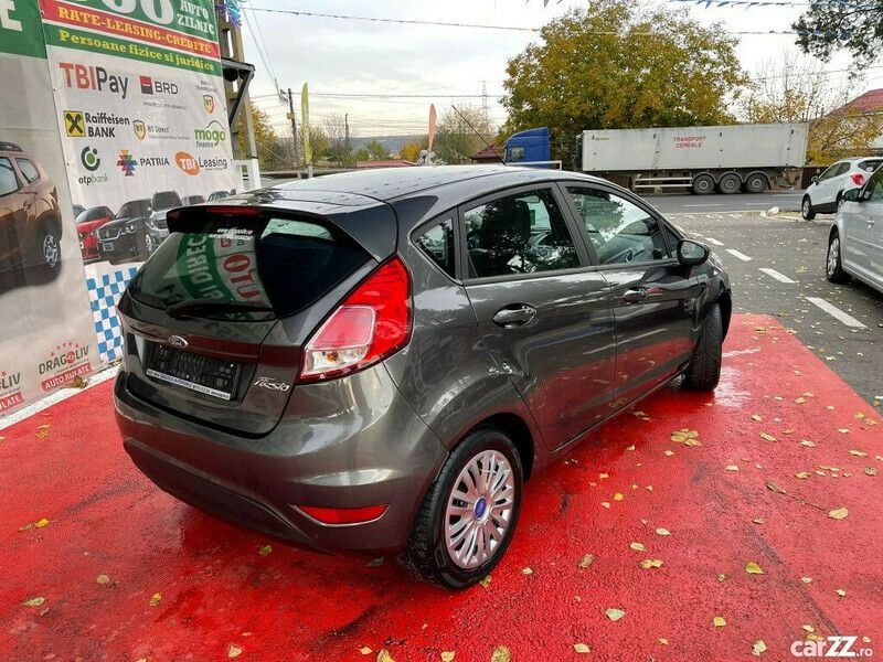 Second-hand Ford Fiesta 75 CP (55 kW) 2015 Gri Hatchback