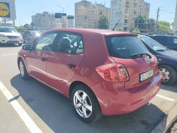 Utilizat 2009 Toyota Auris Hatchback | 3.200 EUR - Imagine 1/4